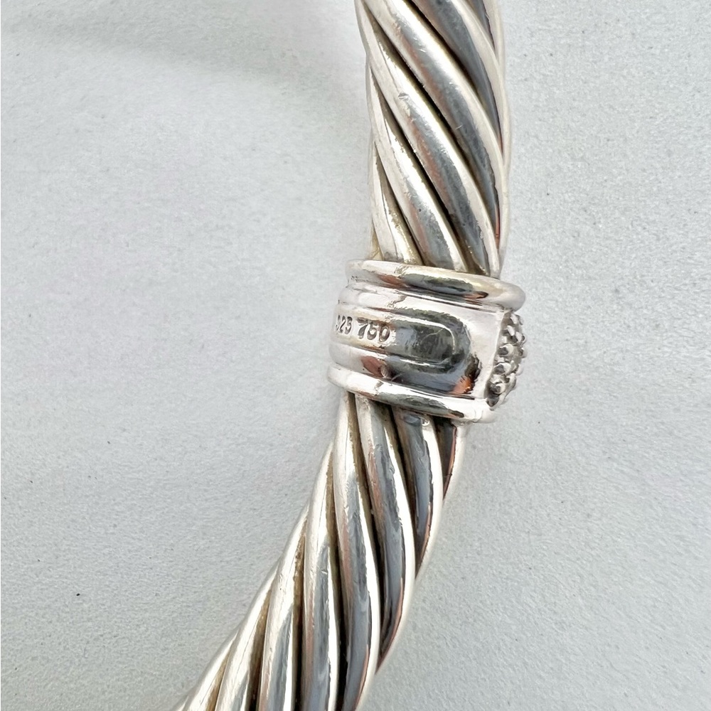 David Yurman 7mm Cable Classics Station Bracelet With 18k White Gold & Diamonds - Picture 7 of 14